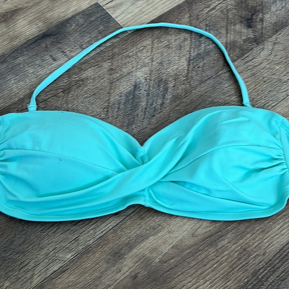 light blue bikini top - Picture 2 of 6